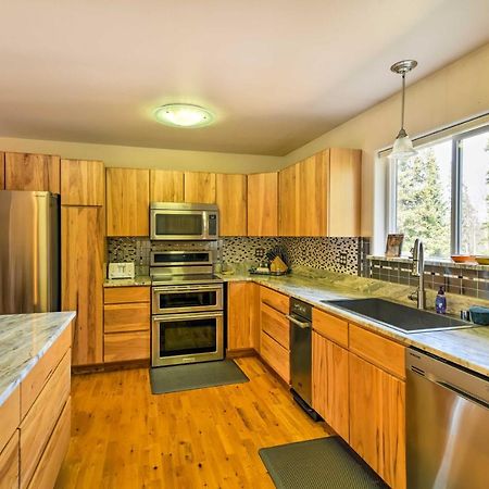 Hillside Anchorage Home By Hiking And Biking Trails! Exterior foto