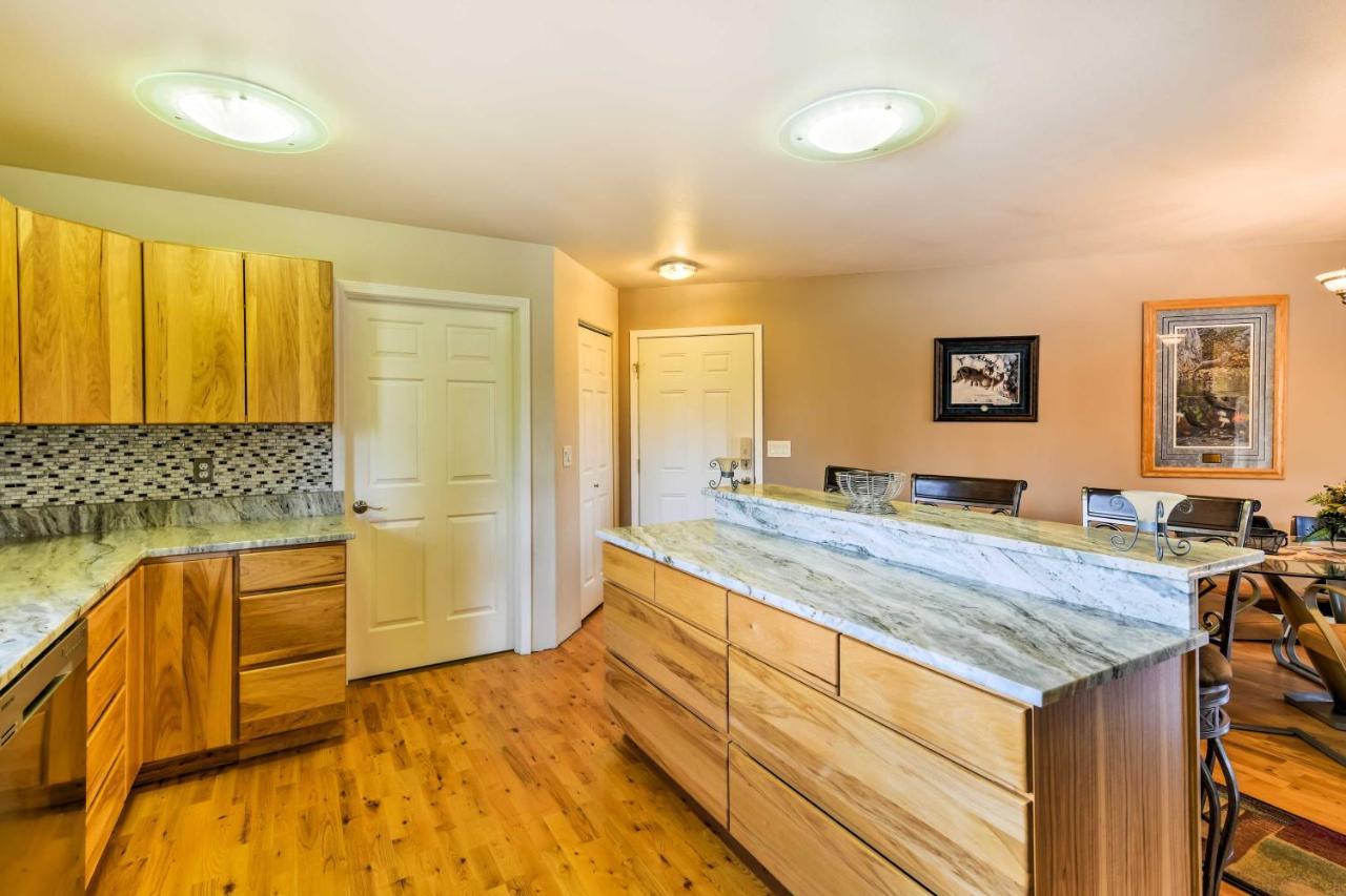 Hillside Anchorage Home By Hiking And Biking Trails! Exterior foto